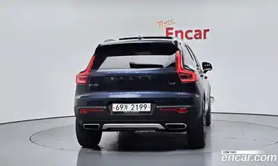 Volvo XC40 2019 2.0 гидро в Москве № 1836926, миниатюра 4