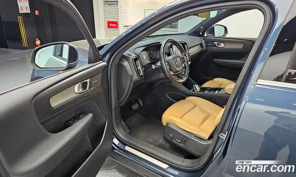 Volvo XC40 2019 2.0 гидро в Москве № 1836926, фото 10