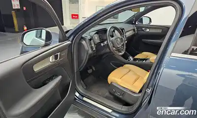 Volvo XC40 2019 2.0 гидро в Москве № 1836926, миниатюра 10