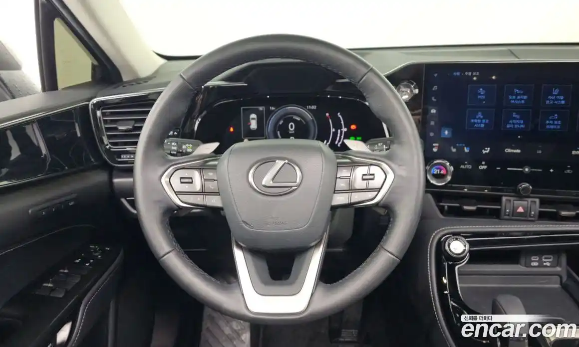 Lexus NX 2023 2.5 гидро в Москве № 1837920, фото 14