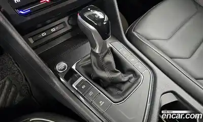 Volkswagen Tiguan 2023 2.0 гидро в Москве № 1838083, миниатюра 12