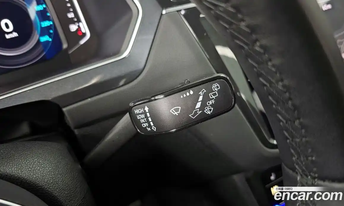 Volkswagen Tiguan 2023 2.0 гидро в Москве № 1838083, фото 29