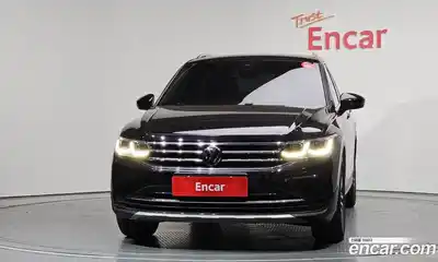 Volkswagen Tiguan 2023 2.0 гидро в Москве № 1838083, миниатюра 3