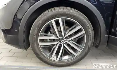 Volkswagen Tiguan 2023 2.0 гидро в Москве № 1838083, миниатюра 5