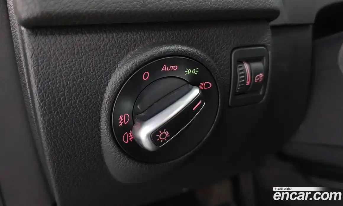Volkswagen Tiguan 2014 2.0 гидро в Москве № 1838232, фото 14