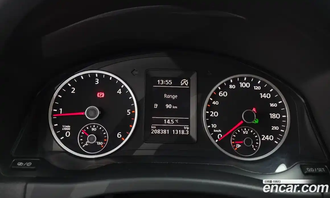 Volkswagen Tiguan 2014 2.0 гидро в Москве № 1838232, фото 8