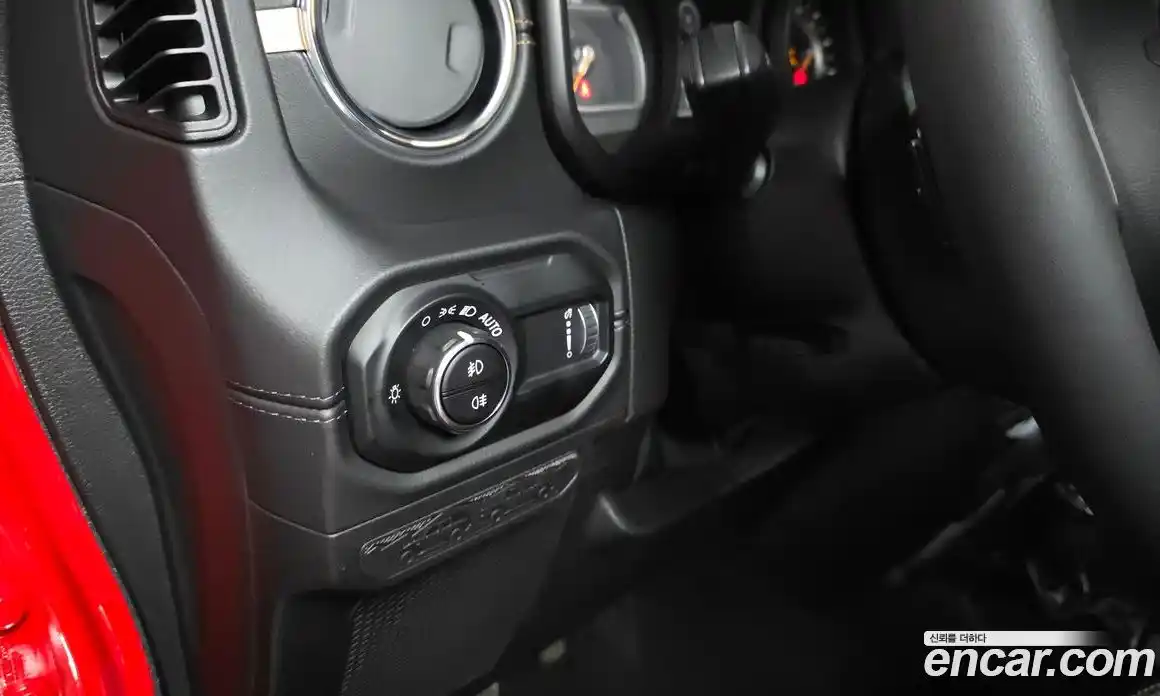 Jeep Wrangler 2024 2.0 гидро в Москве № 1838295, фото 19