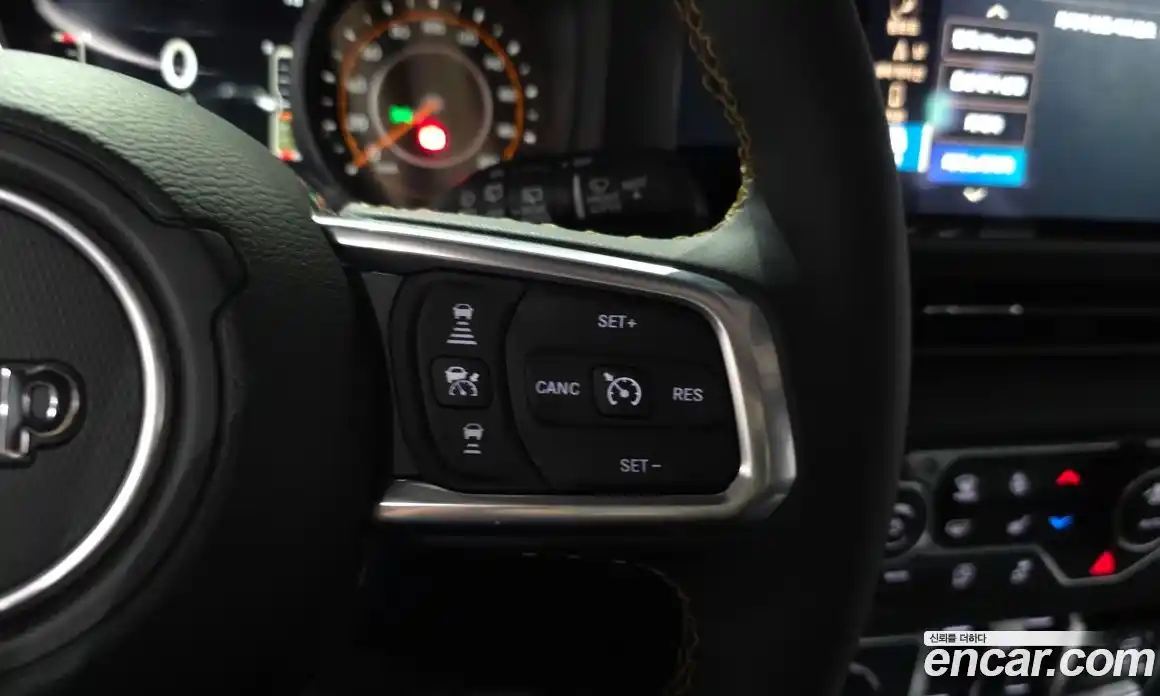 Jeep Wrangler 2024 2.0 гидро в Москве № 1838295, фото 28