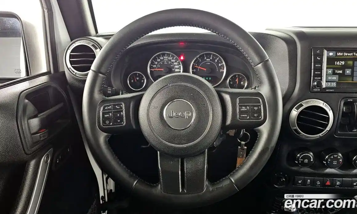 Jeep Wrangler 2017 3.6 гидро в Москве № 1838396, фото 13