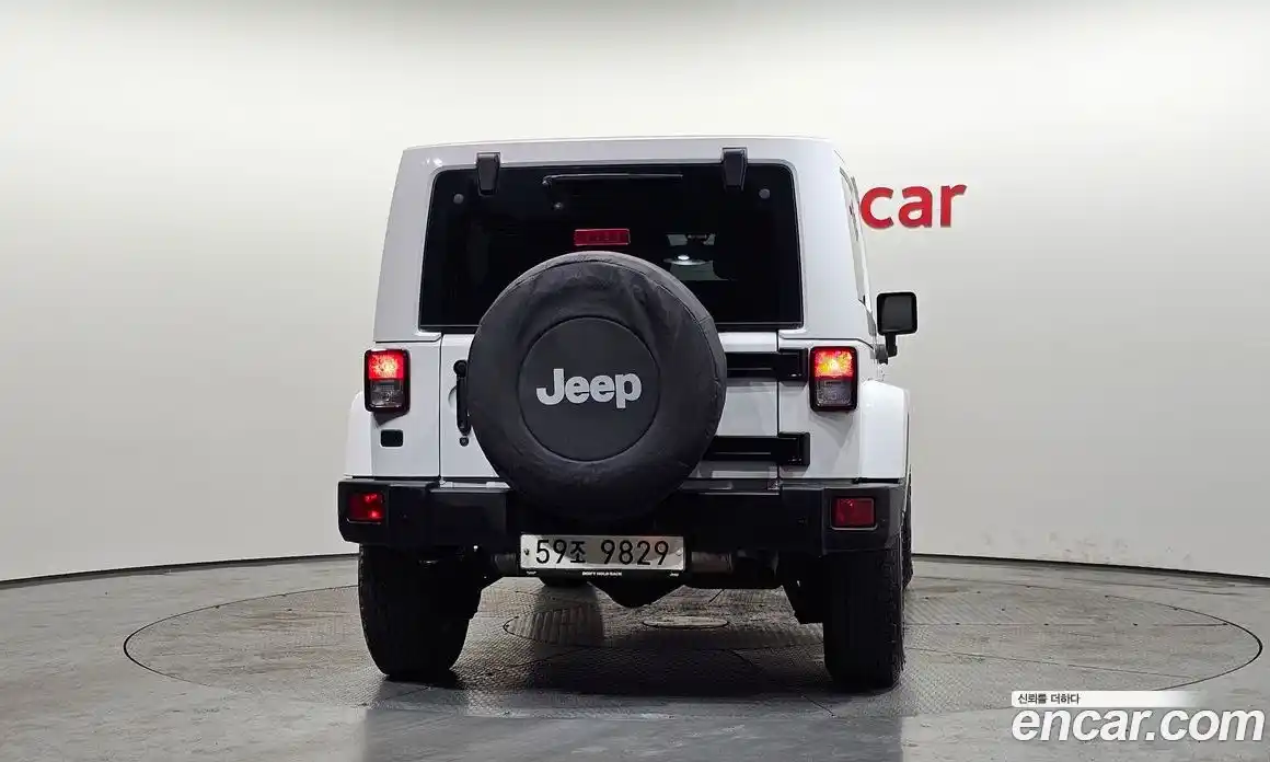 Jeep Wrangler 2017 3.6 гидро в Москве № 1838396, фото 4