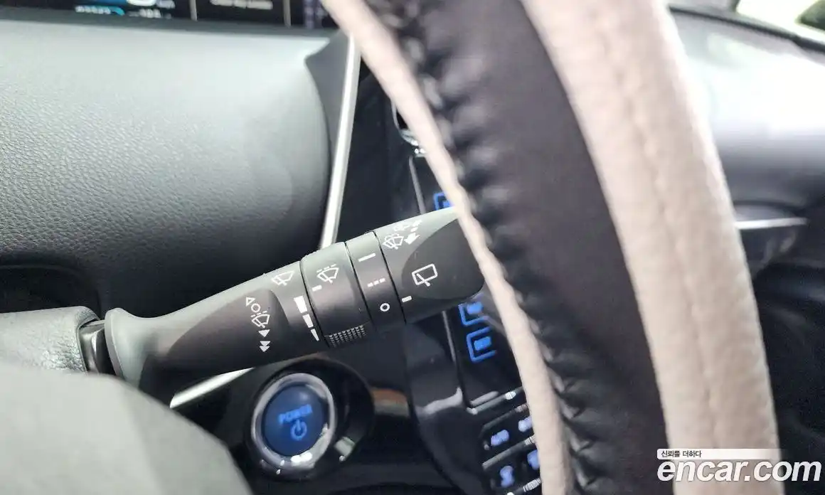 Toyota Prius 2017 1.8 гидро в Москве № 1838513, фото 28