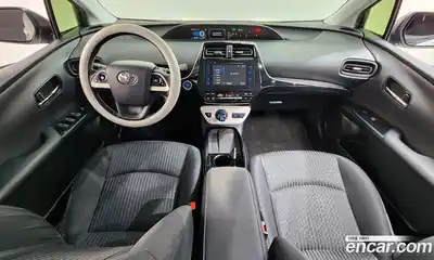 Toyota Prius 2017 1.8 гидро в Москве № 1838513, миниатюра 10