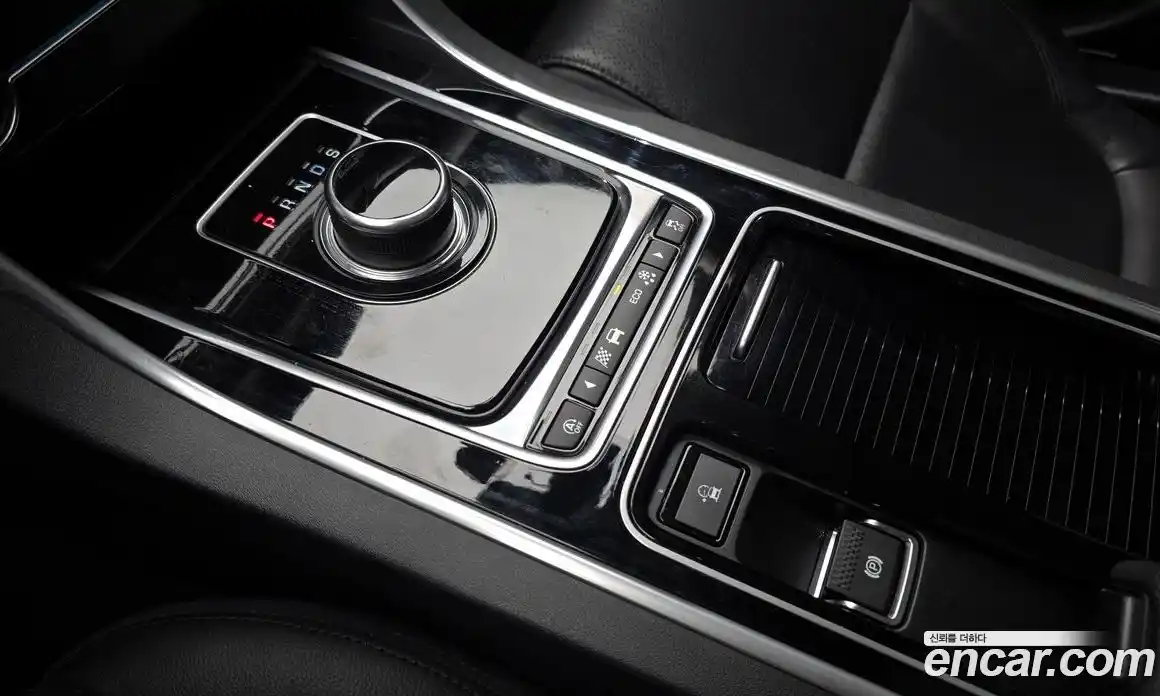 Jaguar XF 2018 2.0 гидро в Москве № 1840515, фото 12