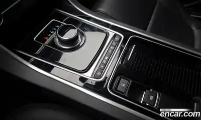 Jaguar XF 2018 2.0 гидро в Москве № 1840515, миниатюра 12