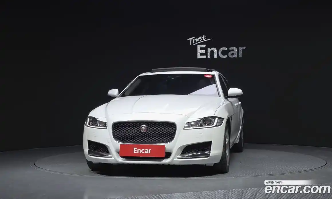 Jaguar XF 2018 2.0 гидро в Москве № 1840515, фото 3