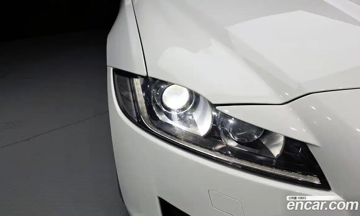 Jaguar XF 2018 2.0 гидро в Москве № 1840515, фото 8