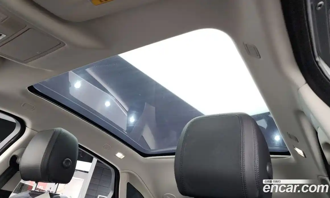 Jaguar E-Pace 2018 2.0 гидро в Москве № 1840639, фото 19