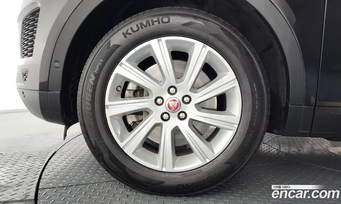 Jaguar E-Pace 2018 2.0 гидро в Москве № 1840639, фото 5