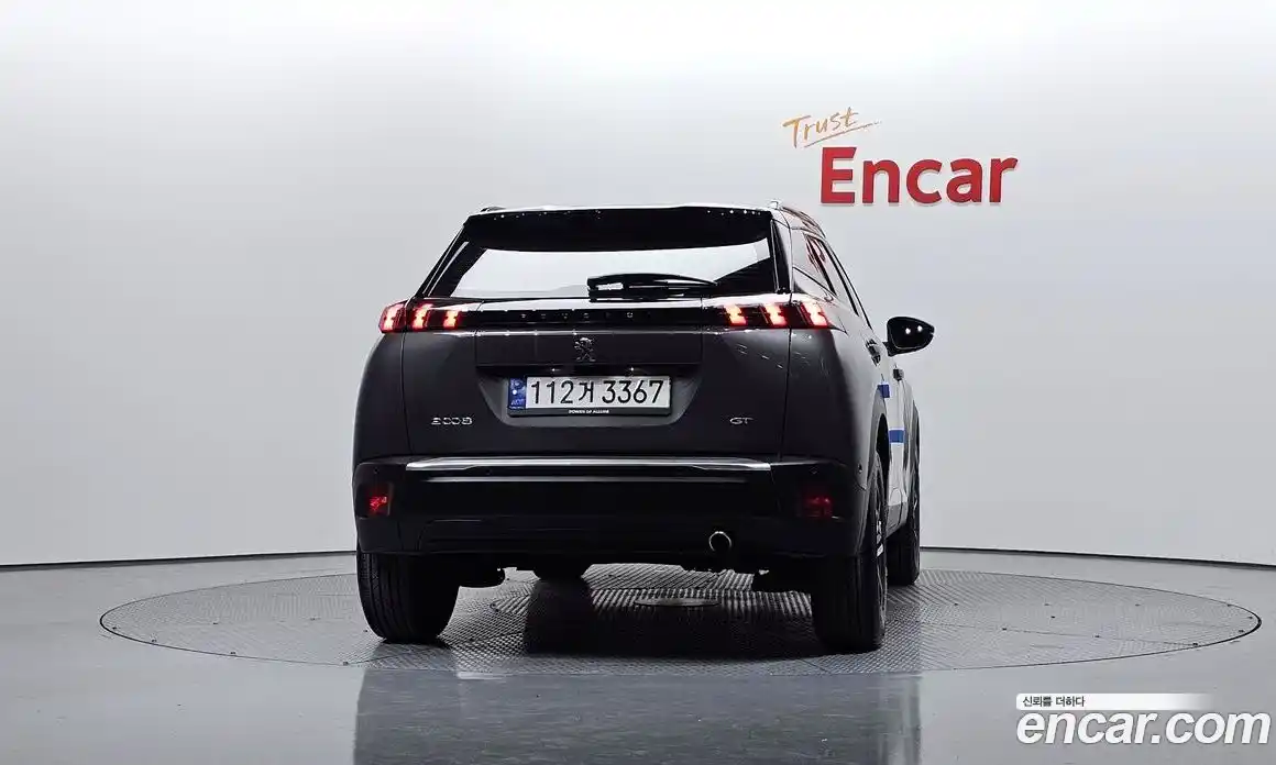 Peugeot 2008 2023 1.5 гидро в Москве, фото 4