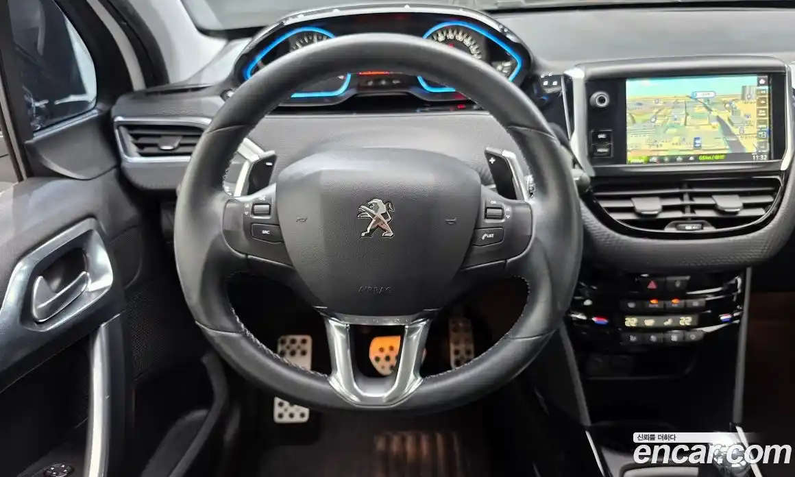 Peugeot 2008 2016 1.6 гидро в Москве, фото 13