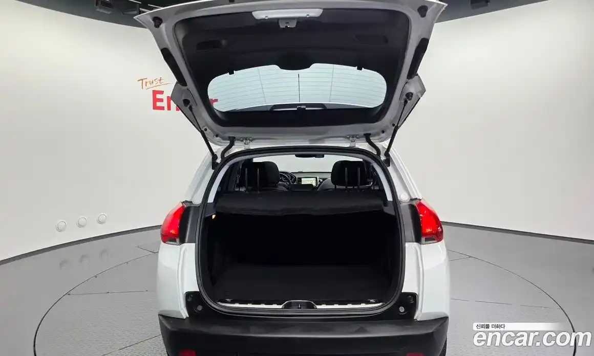 Peugeot 2008 2016 1.6 гидро в Москве, фото 20