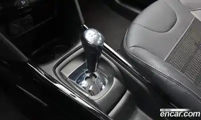 Peugeot 2008 2016 1.6 гидро в Москве, миниатюра 9