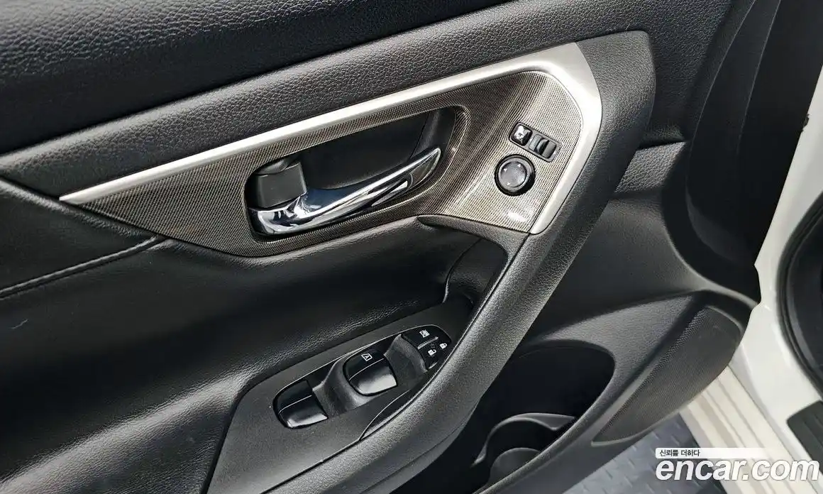 Nissan Altima 2015 2.5 гидро в Москве № 1841880, фото 20
