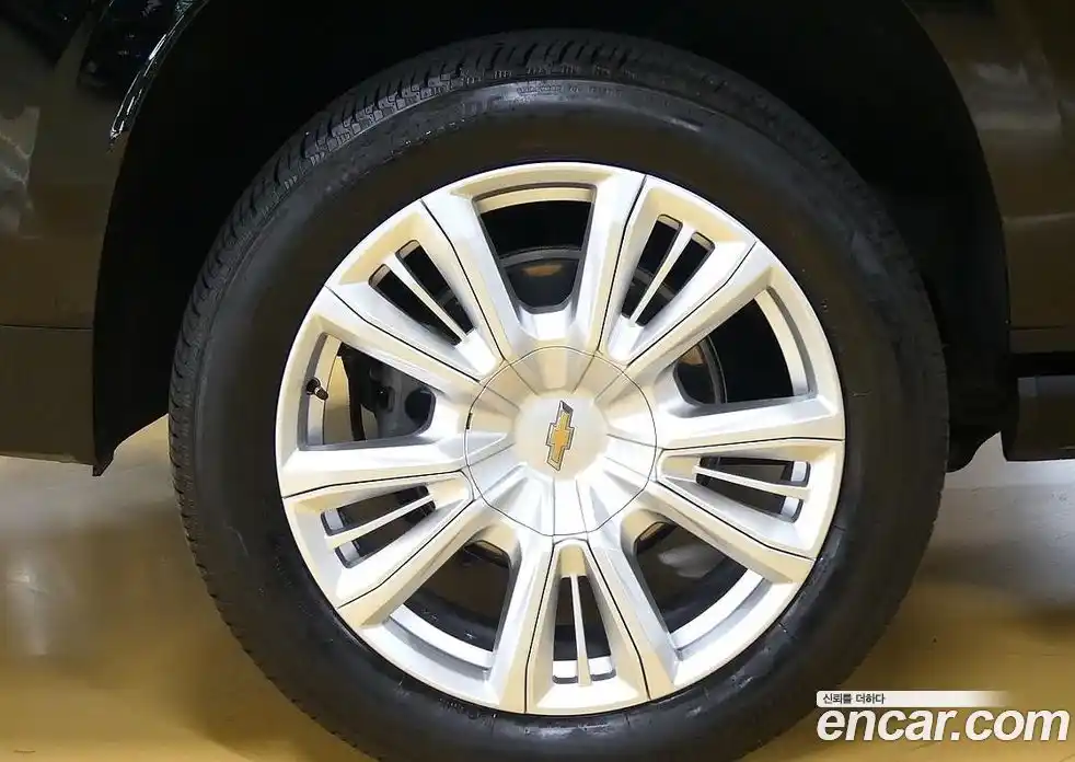 Chevrolet Surburban 2021 6.2 гидро в Москве № 1843061, фото 9