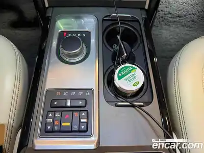 Land Rover Range-Rover 2012 4.4 гидро в Москве № 213729, миниатюра 12