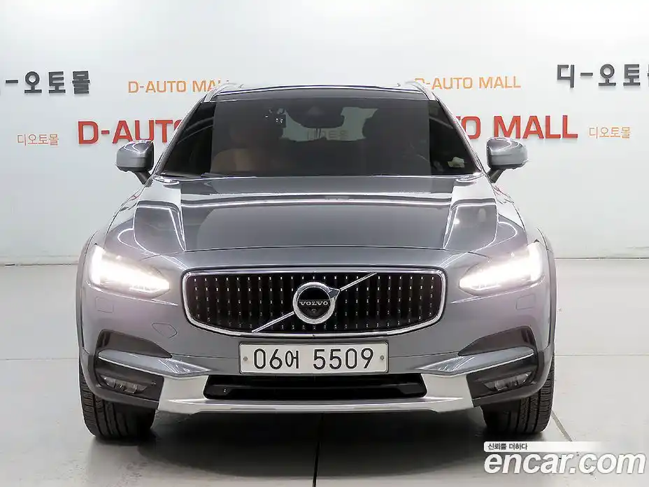 Volvo V90 2018 2.0 гидро в Москве № 230617, фото 3