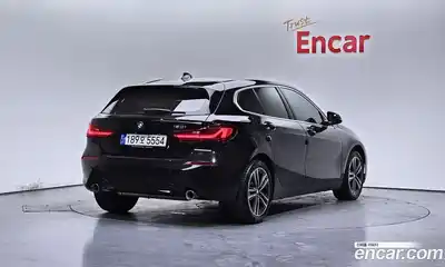 BMW 1-Series, 2022