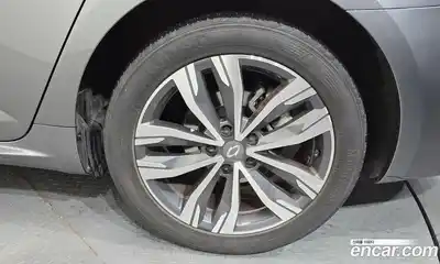 Renault SM6 2021 1.3 гидро в Москве № 1247701, миниатюра 7
