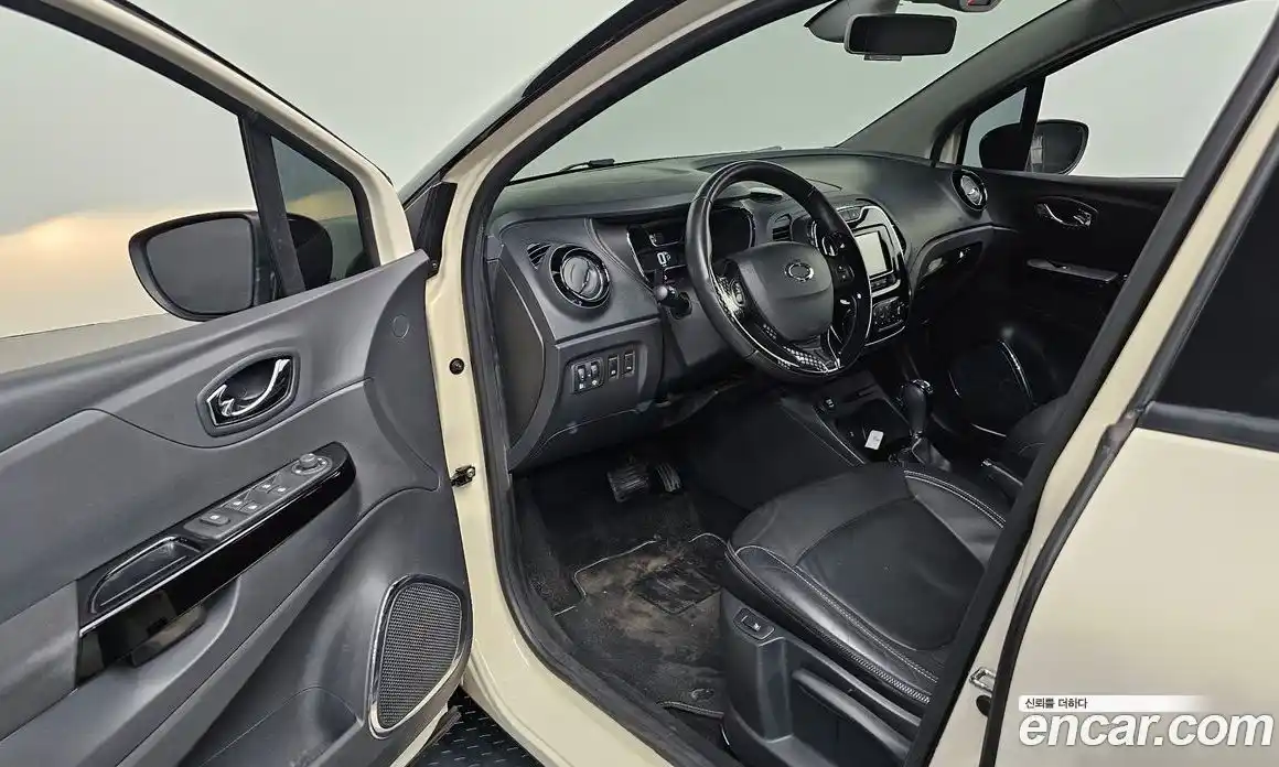 Renault QM3 2015 1.5 гидро в Москве № 1249007, фото 13