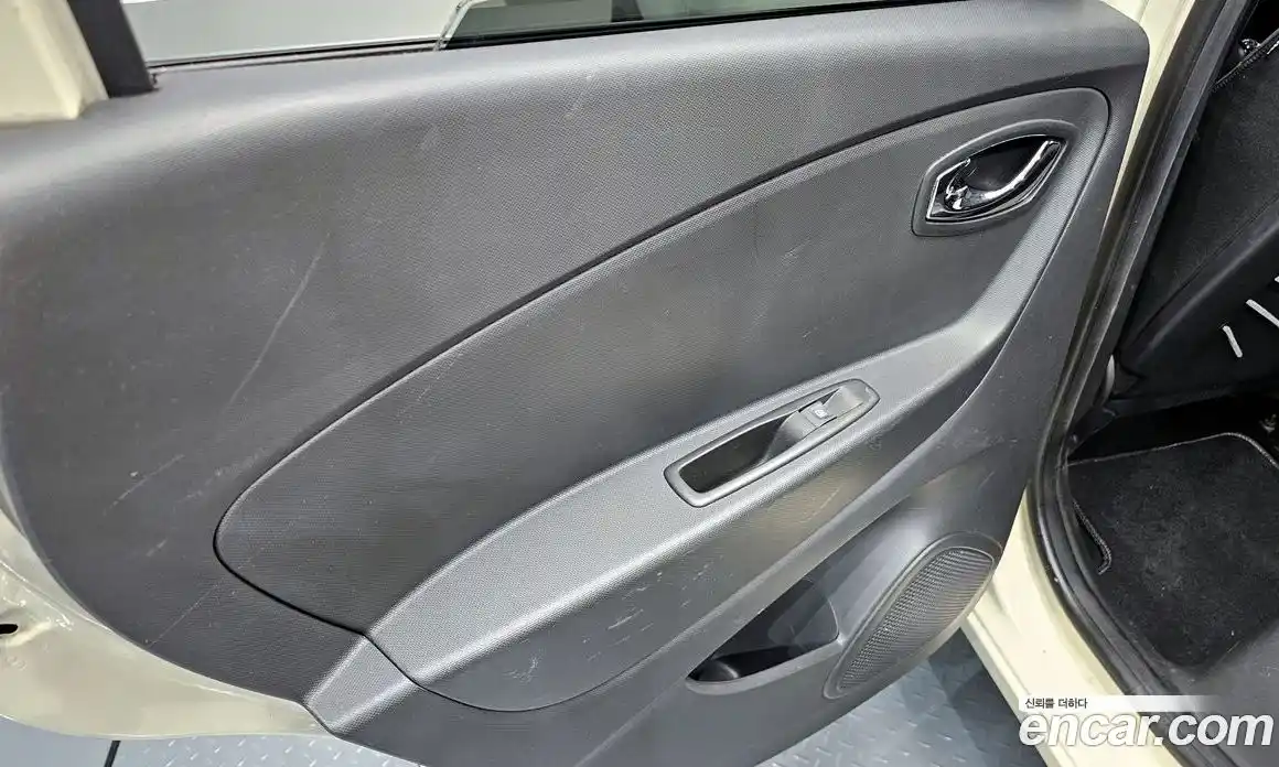 Renault QM3 2015 1.5 гидро в Москве № 1249007, фото 15