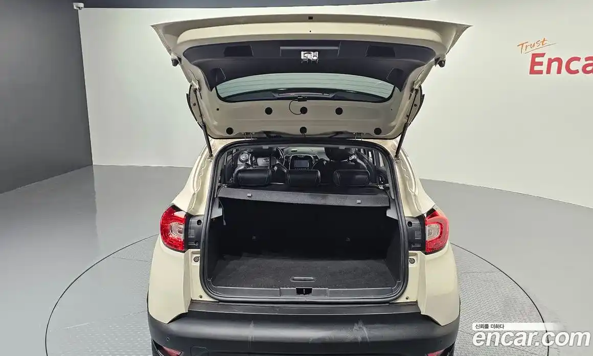 Renault QM3 2015 1.5 гидро в Москве № 1249007, фото 26