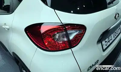 Renault QM3 2015 1.5 гидро в Москве № 1249007, миниатюра 9