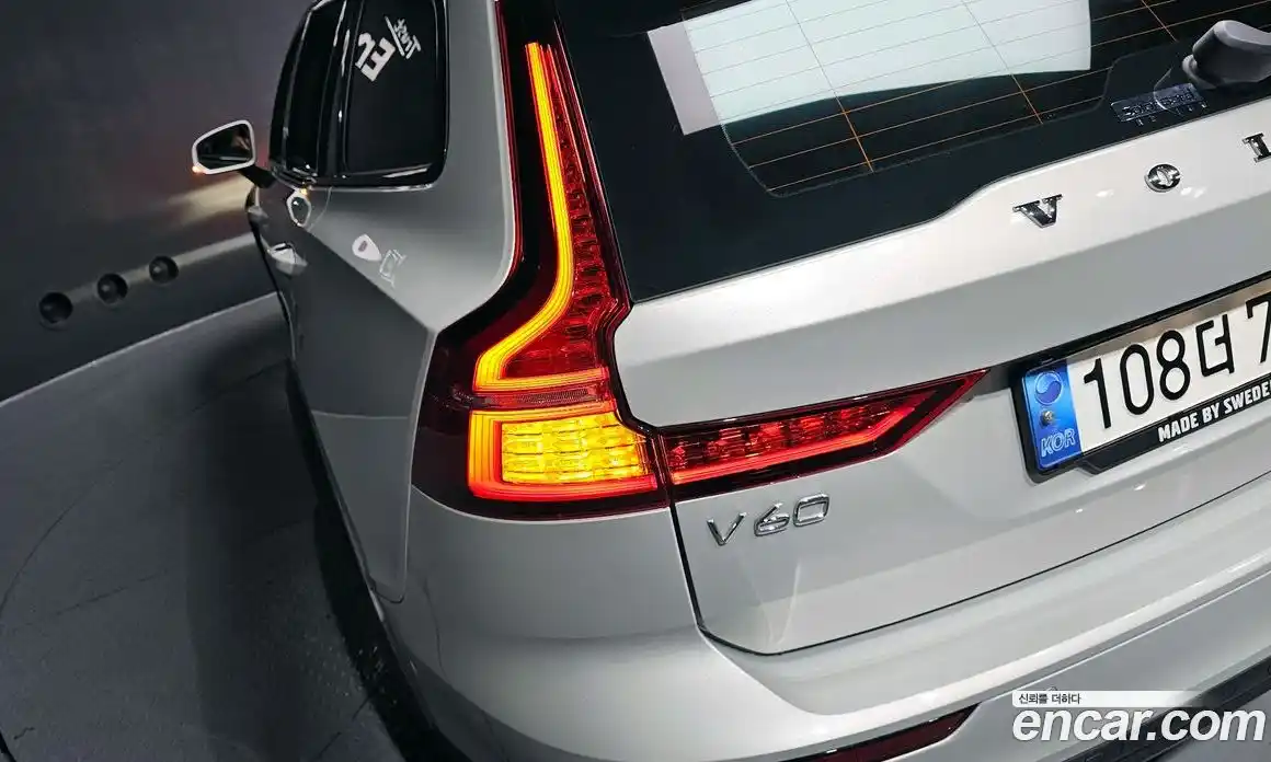 Volvo V60 2021 2.0 гидро в Москве № 1250024, фото 9