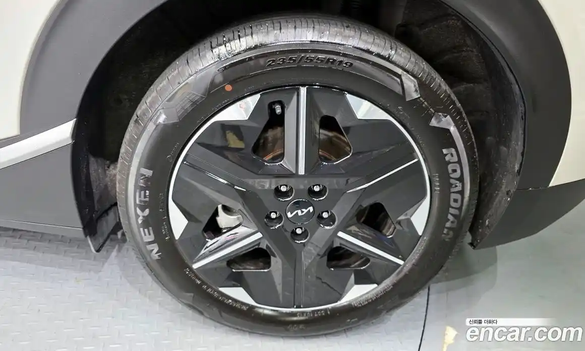 Kia EV6 2025 0.1 гидро в Москве № 1278209, фото 7