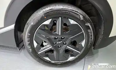Kia EV6 2025 0.1 гидро в Москве № 1278209, миниатюра 7