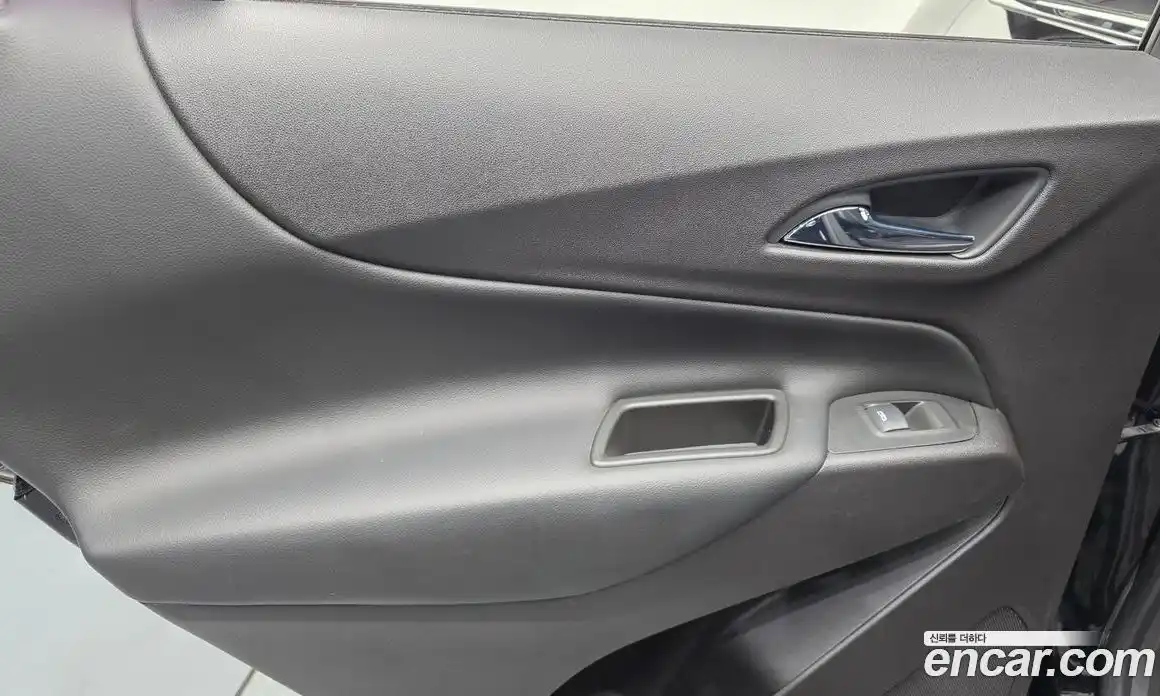 Chevrolet Equinox 2018 1.6 гидро в Москве, фото 15