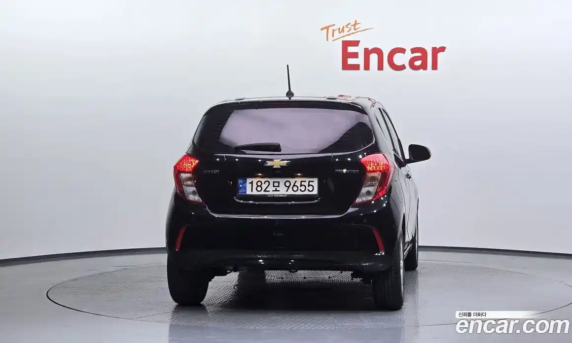 Chevrolet Spark 2021 1.0 гидро в Москве, фото 4