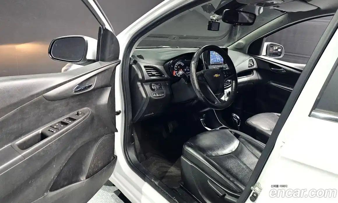 Chevrolet Spark 2016 1.0 гидро в Москве, фото 13