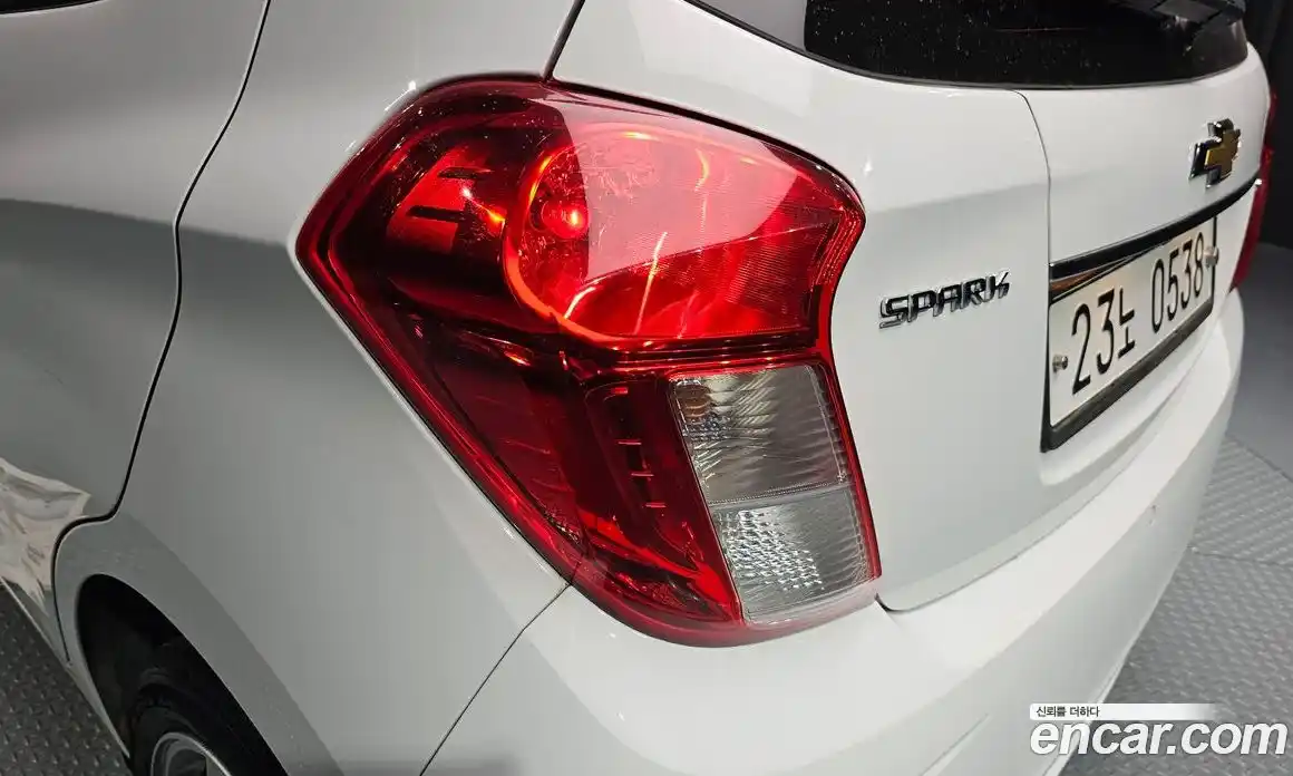 Chevrolet Spark 2016 1.0 гидро в Москве, фото 9