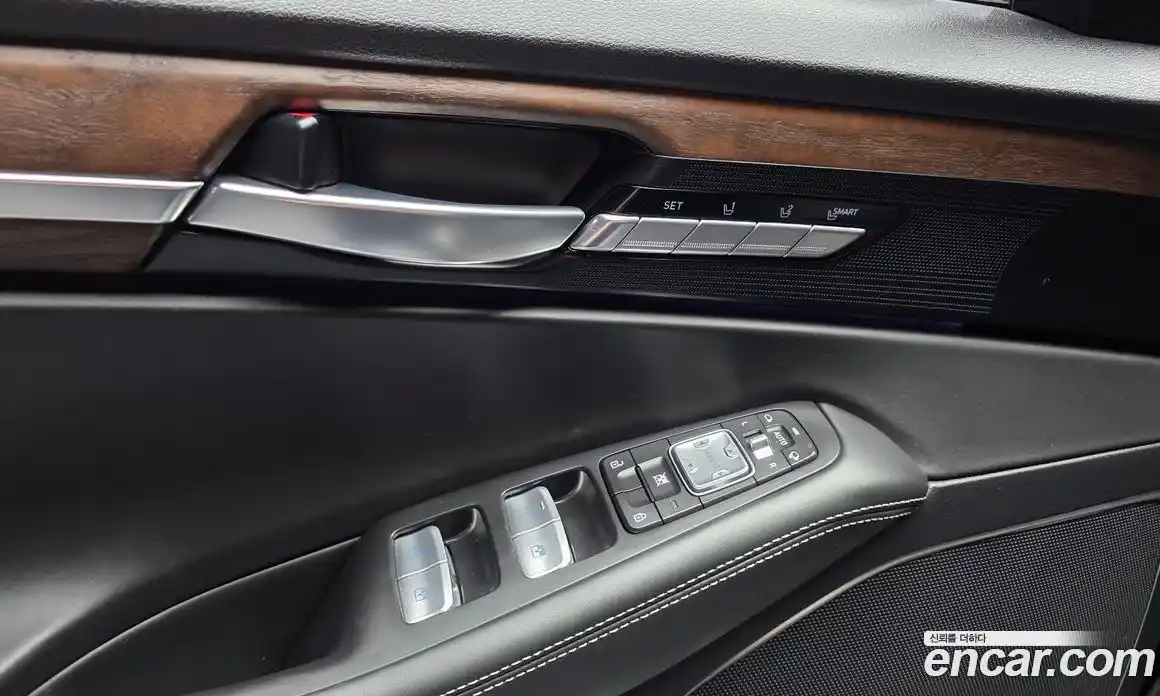 Genesis G90 2021 3.8 гидро, фото 37