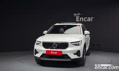 Volvo XC40 2024 2.0 гидро в Москве № 1348696, миниатюра 3