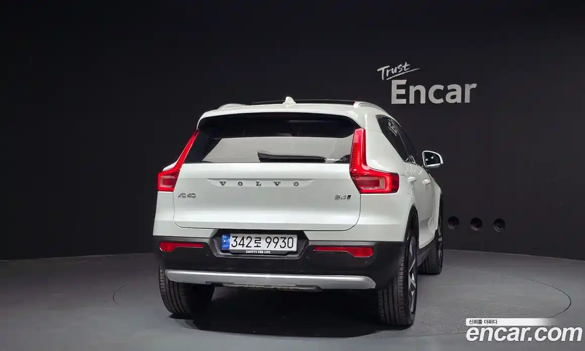 Volvo XC40 2024 2.0 гидро в Москве № 1348696, фото 4