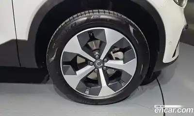 Volvo XC40 2024 2.0 гидро в Москве № 1348696, миниатюра 7