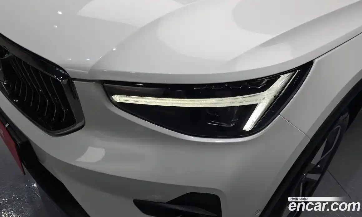 Volvo XC40 2024 2.0 гидро в Москве № 1348696, фото 8