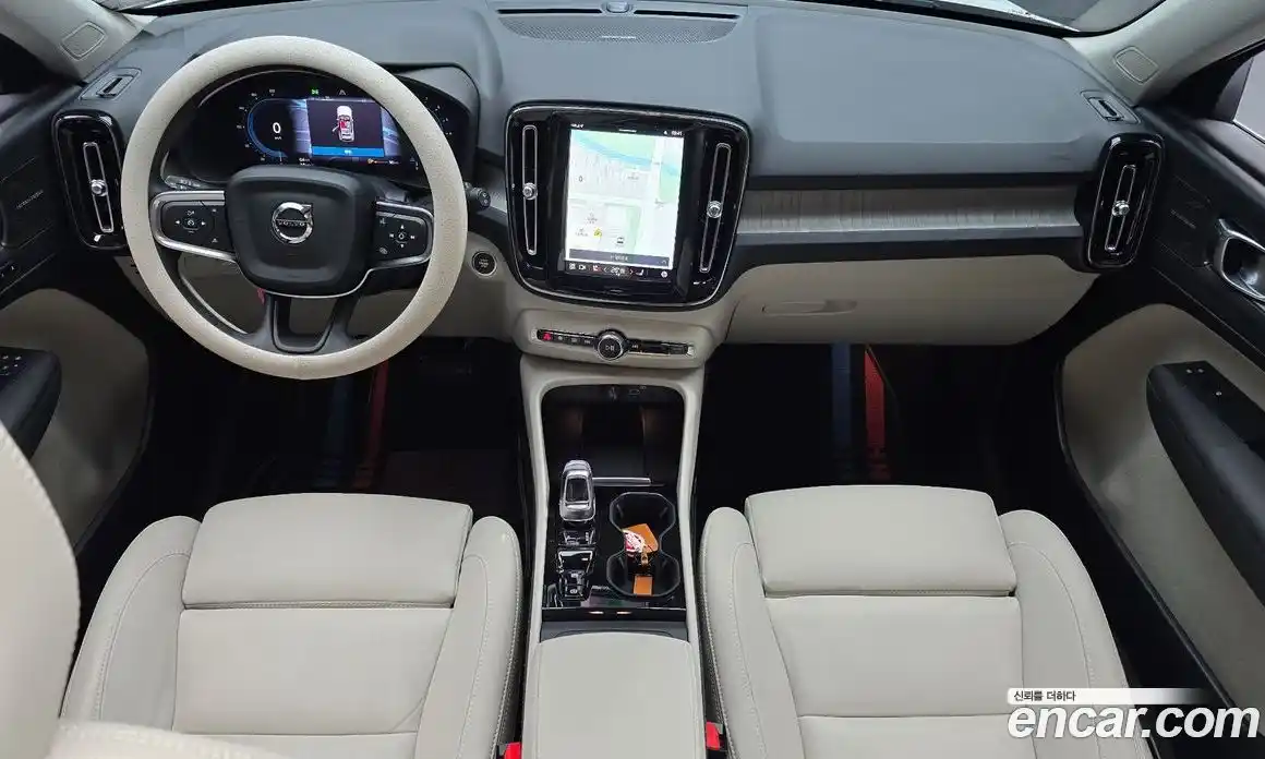 Volvo XC40 2024 2.0 гидро в Москве № 1348696, фото 10