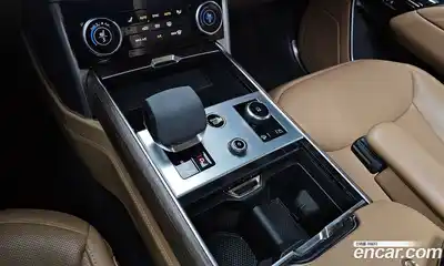 Land Rover Range-Rover 2023 4.4 гидро в Москве № 1349385, миниатюра 12